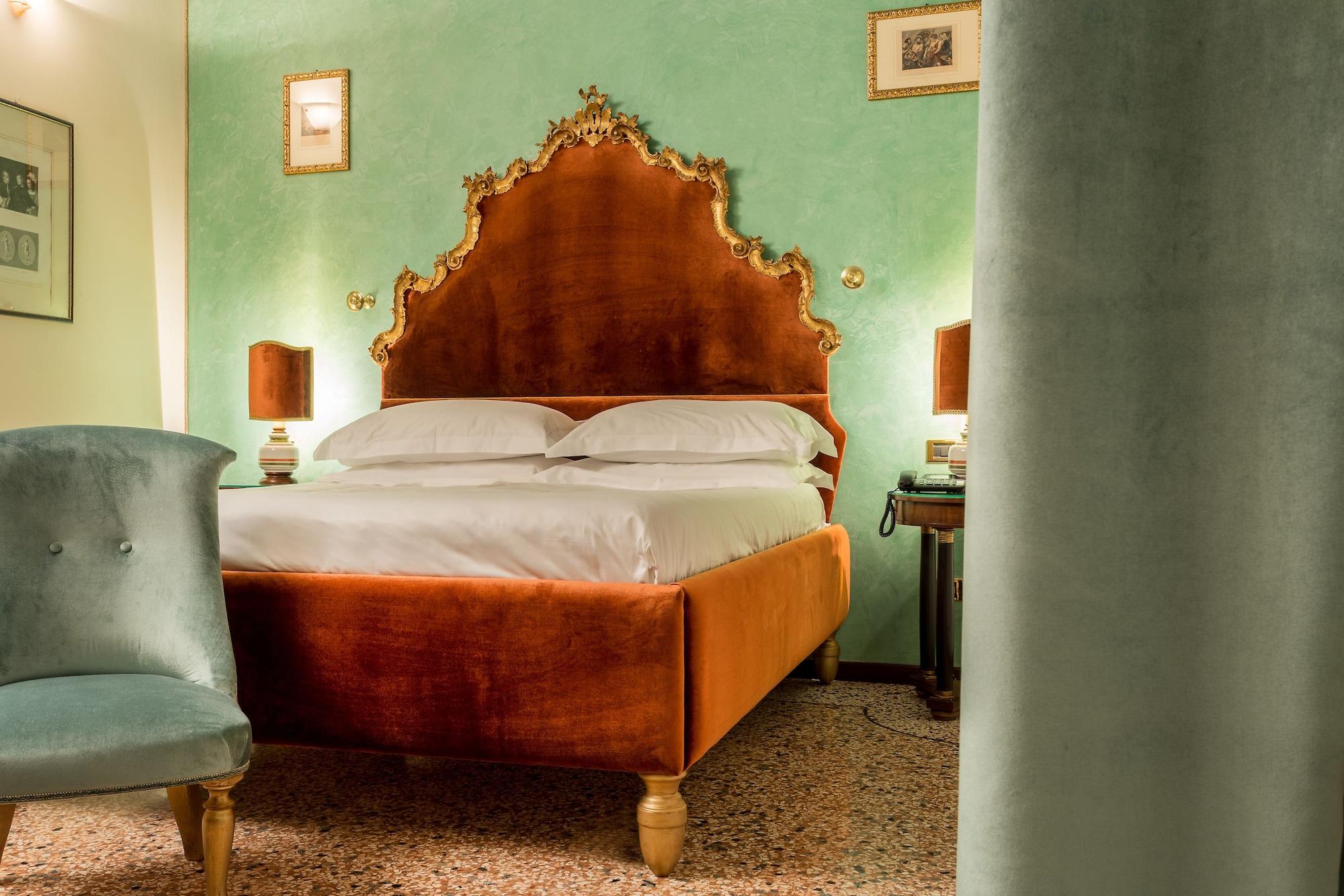 Hotel Villa Del Quar ซานเปียโตร อิน กาเรียโน ภายนอก รูปภาพ