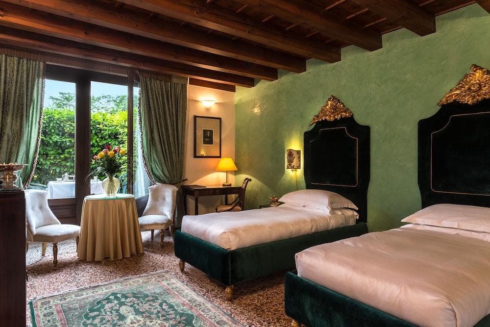 Hotel Villa Del Quar ซานเปียโตร อิน กาเรียโน ภายนอก รูปภาพ